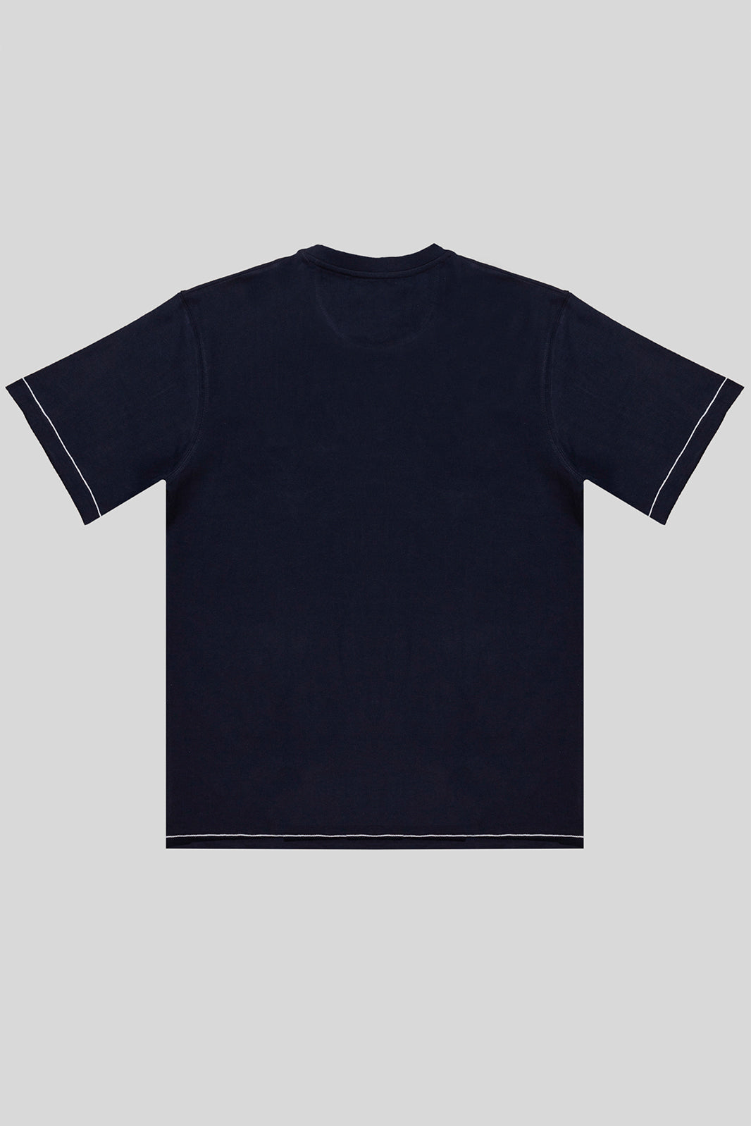 CONTRAST STITCH T-SHIRT