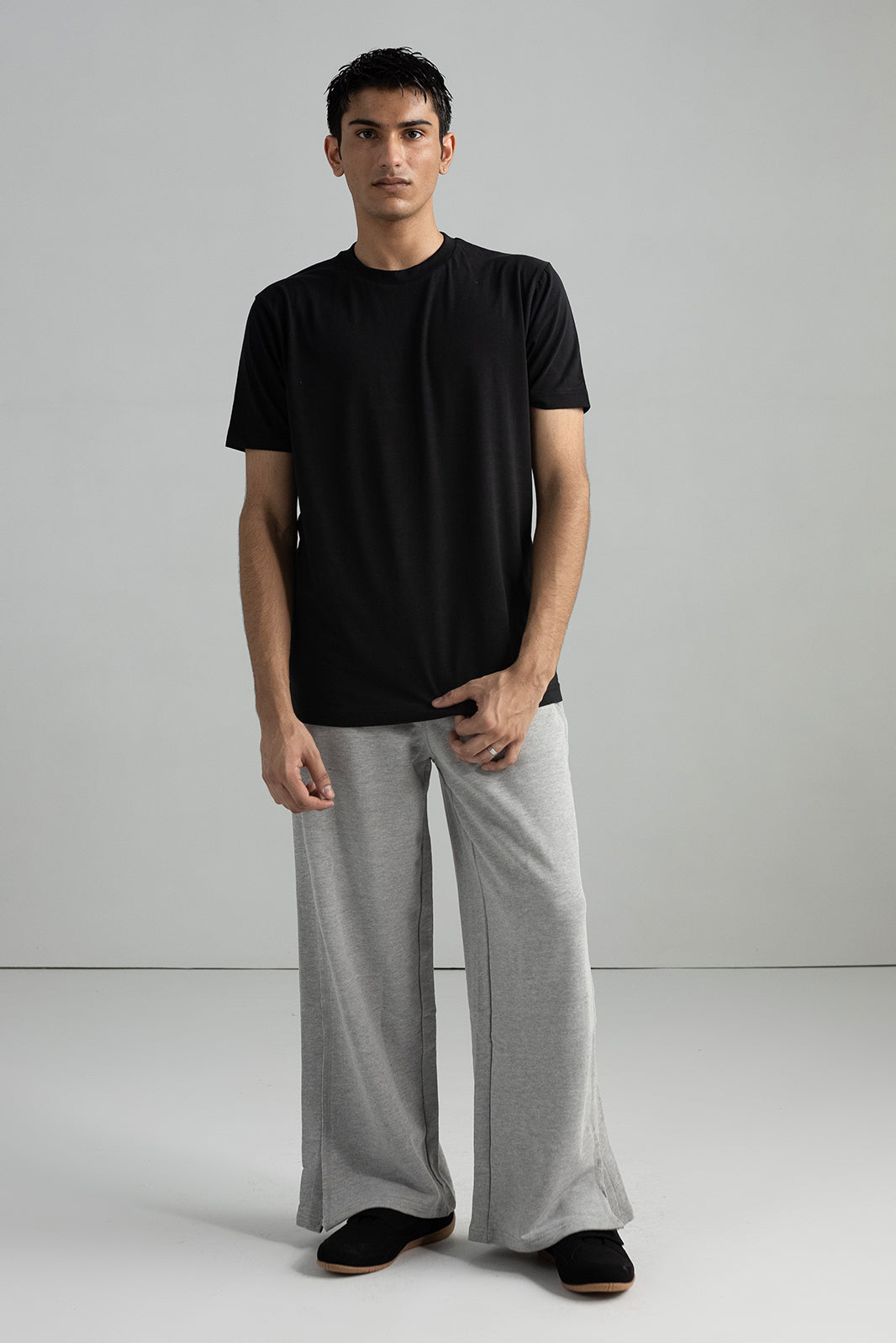 BASIC SMART FIT T-SHIRT