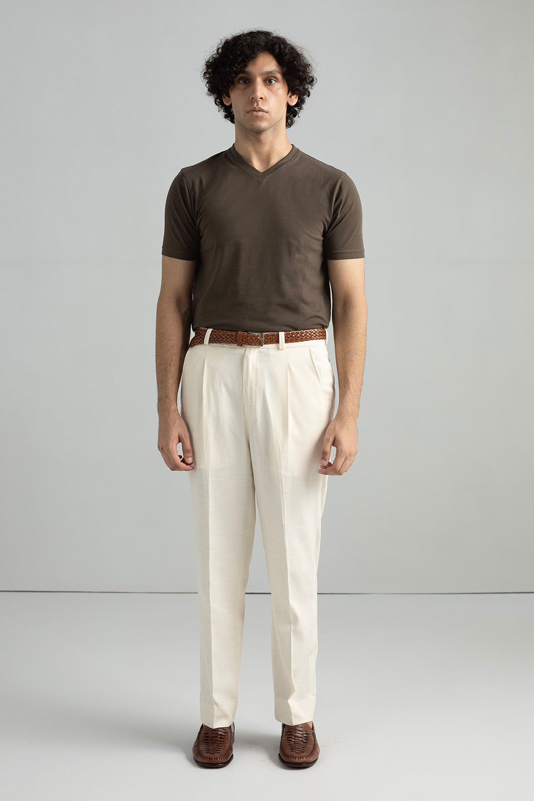 V-NECK T-SHIRT