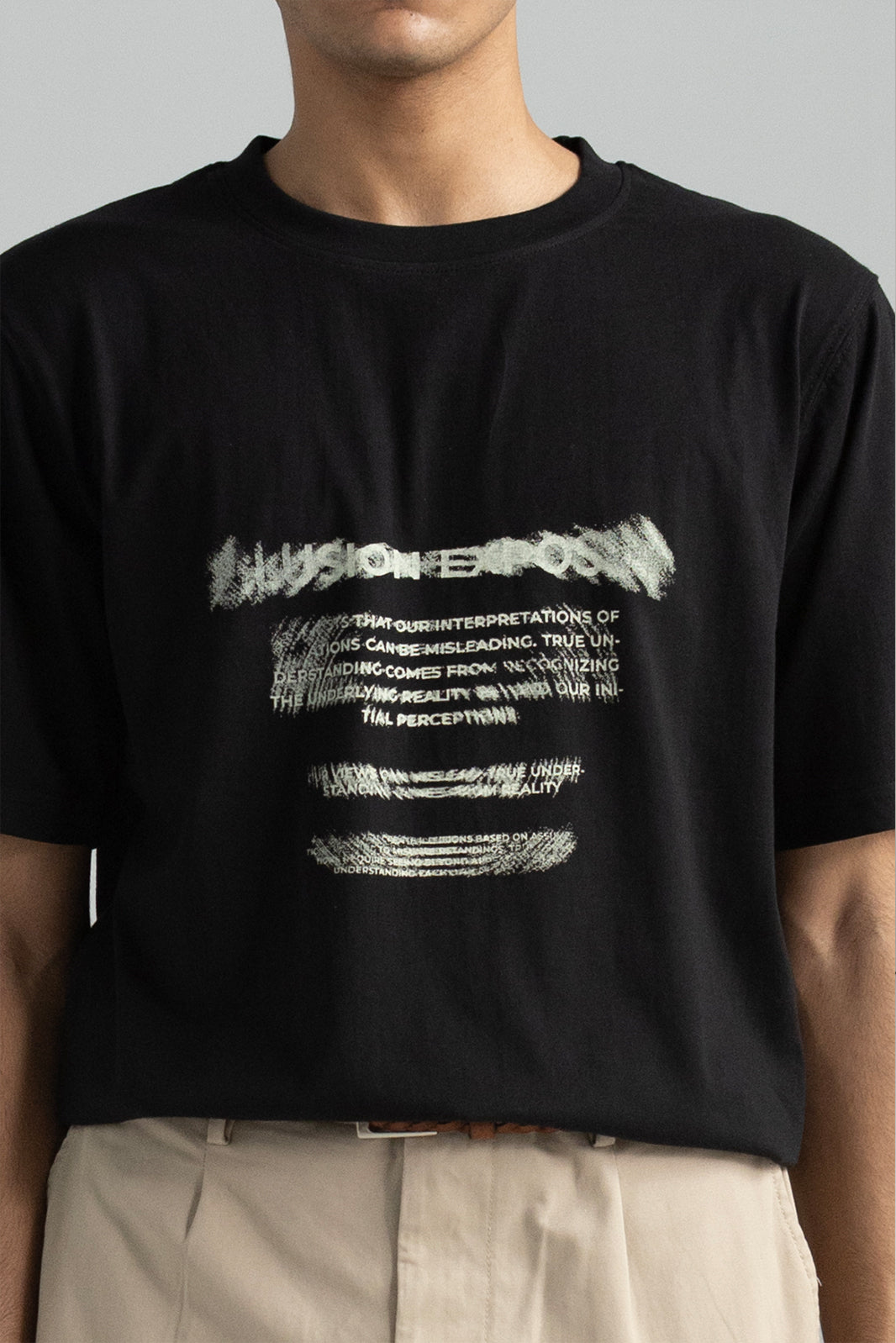 CONTRAST PRINT T-SHIRT