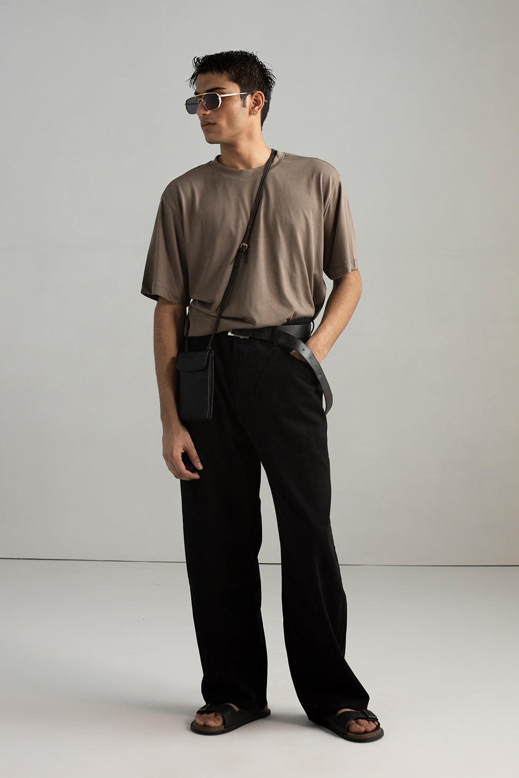 BASIC MEDIUM WEIGHT T-SHIRT