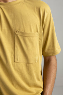 REGULAR FIT T-SHIRT WITH POCKET