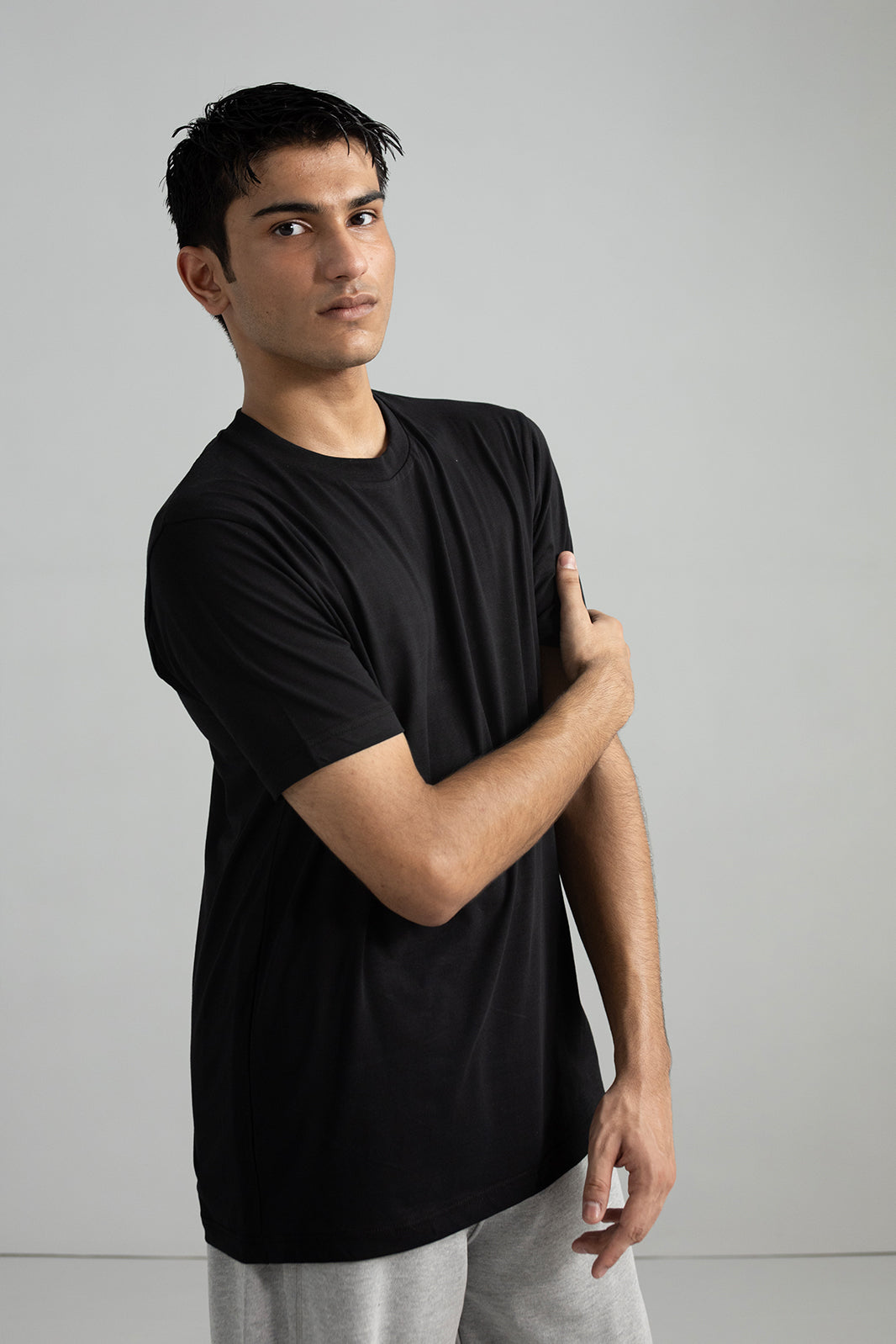 BASIC SMART FIT T-SHIRT
