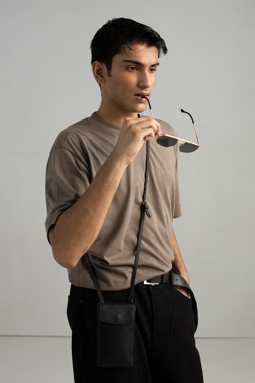 BASIC MEDIUM WEIGHT T-SHIRT