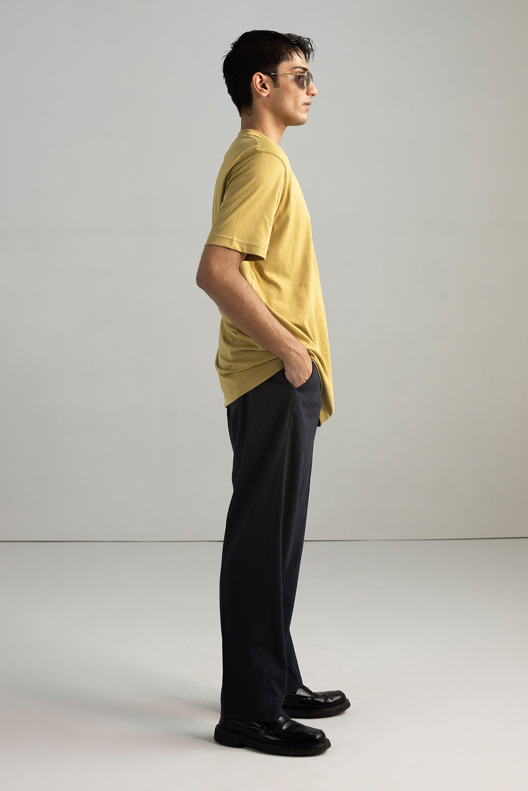 REGULAR FIT T-SHIRT WITH POCKET