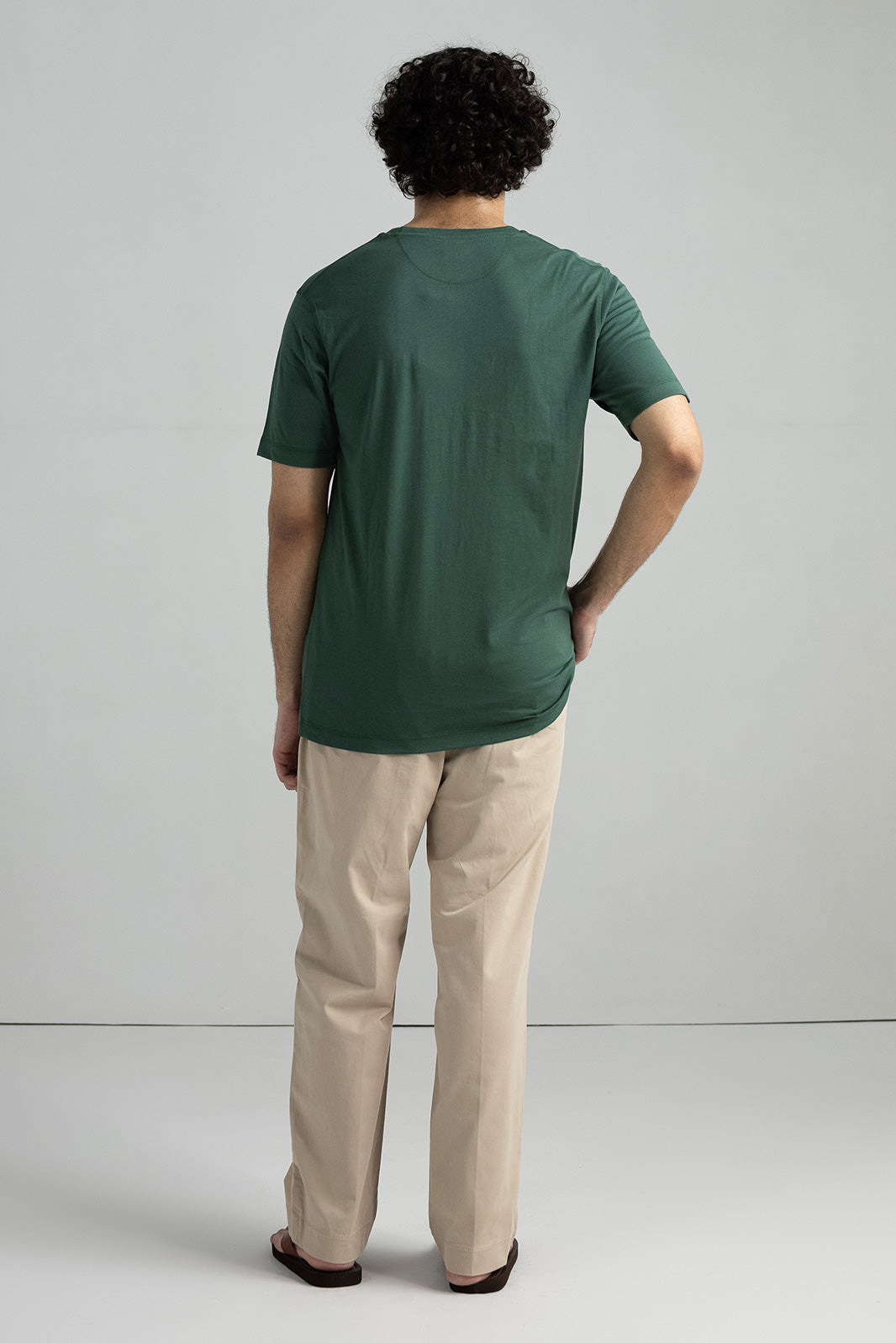 BASIC MEDIUM WEIGHT T-SHIRT